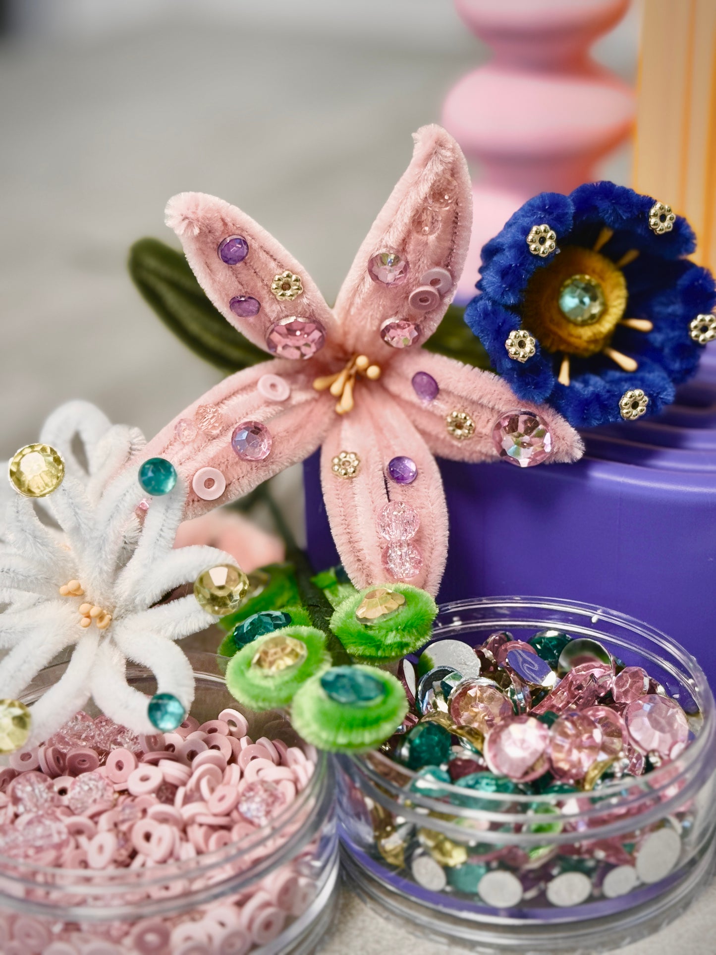 Sparkling Chenille Flower Bouquet Workshop