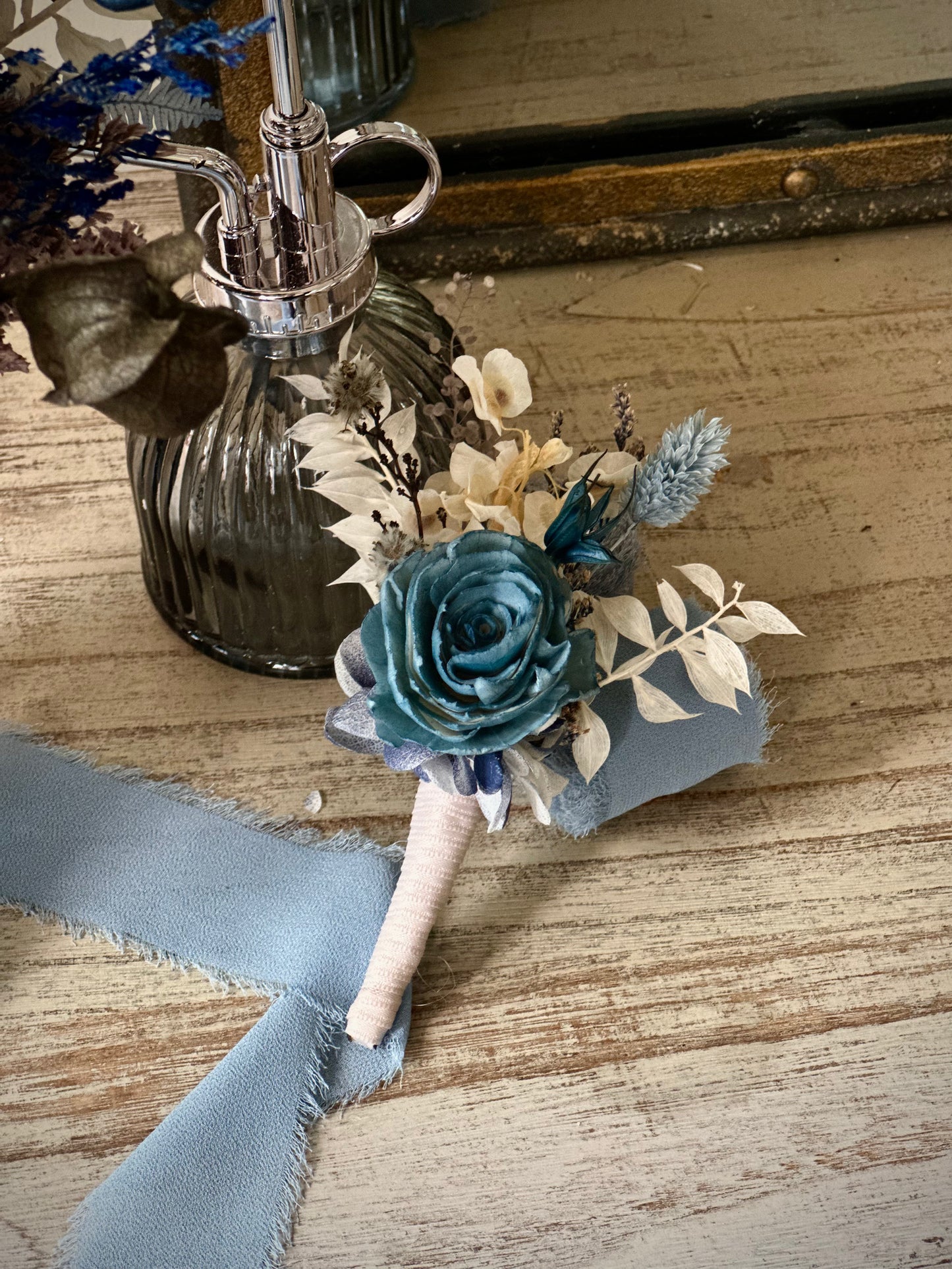 Dried Flower Boutonnieres