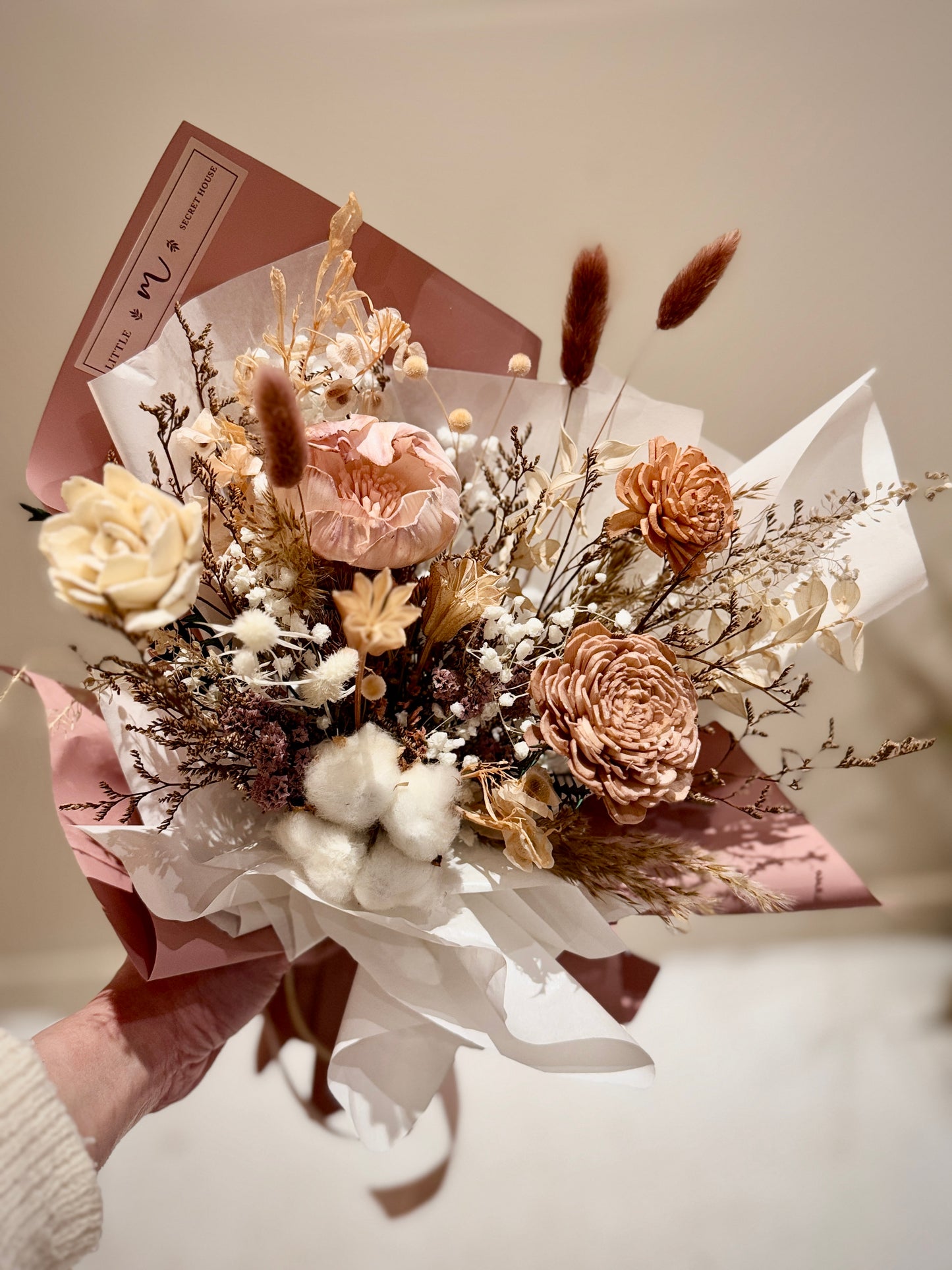 Korean Style Dried Flower Bouquet (M size 20-22cmW)