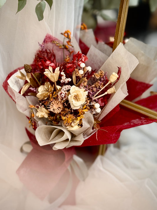 Small Hand Tied Dried Flower Bouquet Making Workshop