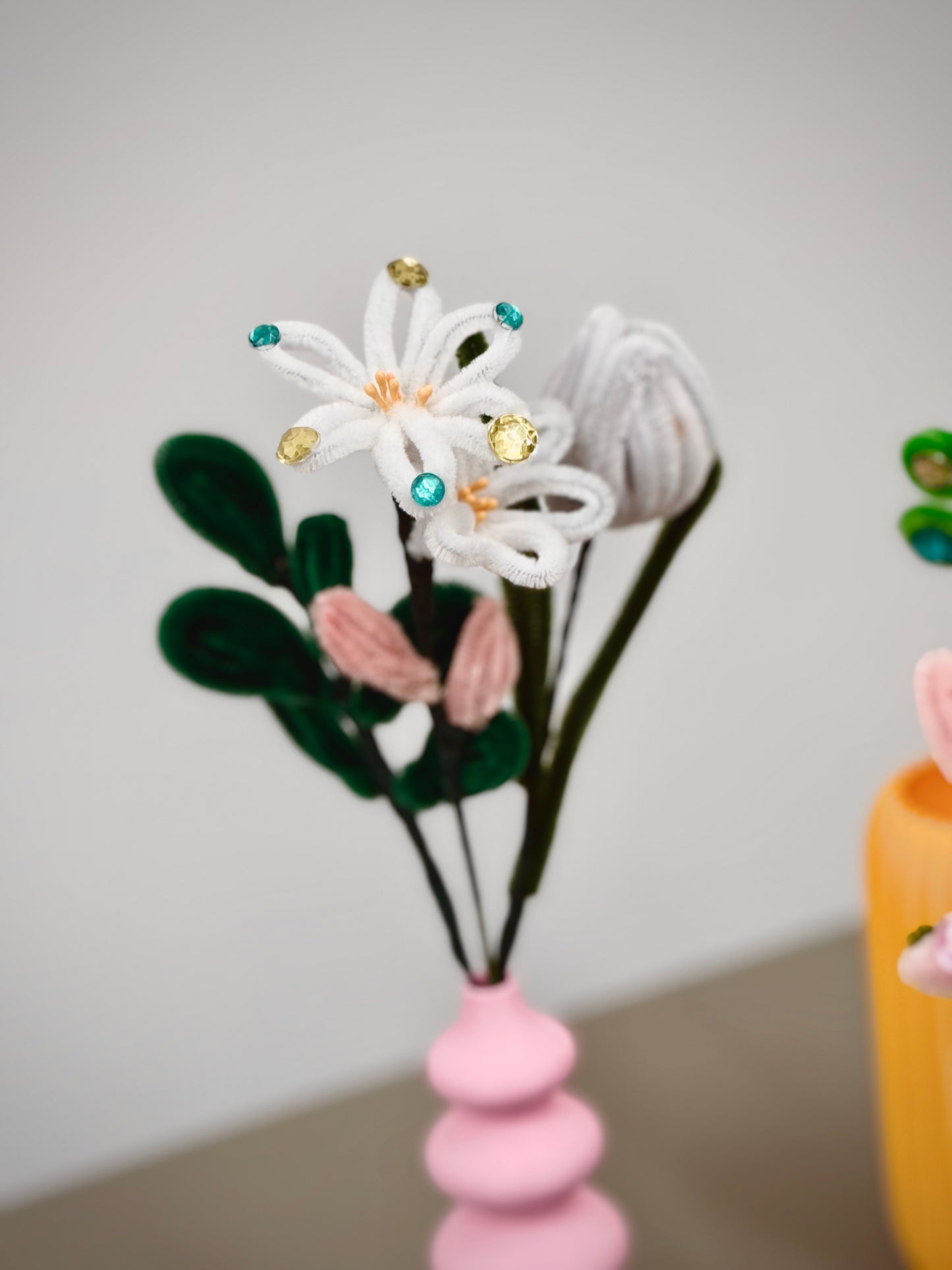 Sparkling Chenille Flower Bouquet Workshop