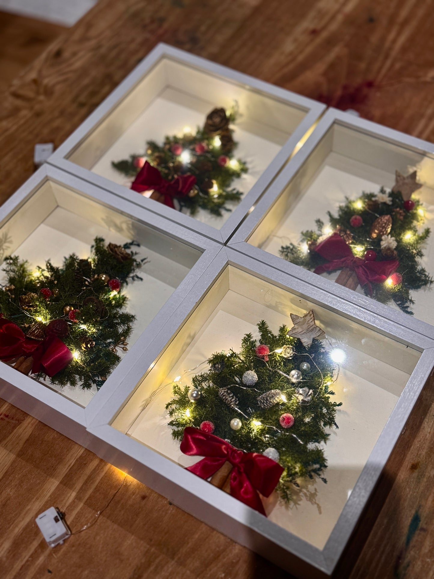 Preserved Cedar Christmas Tree Photo Frame Workshop