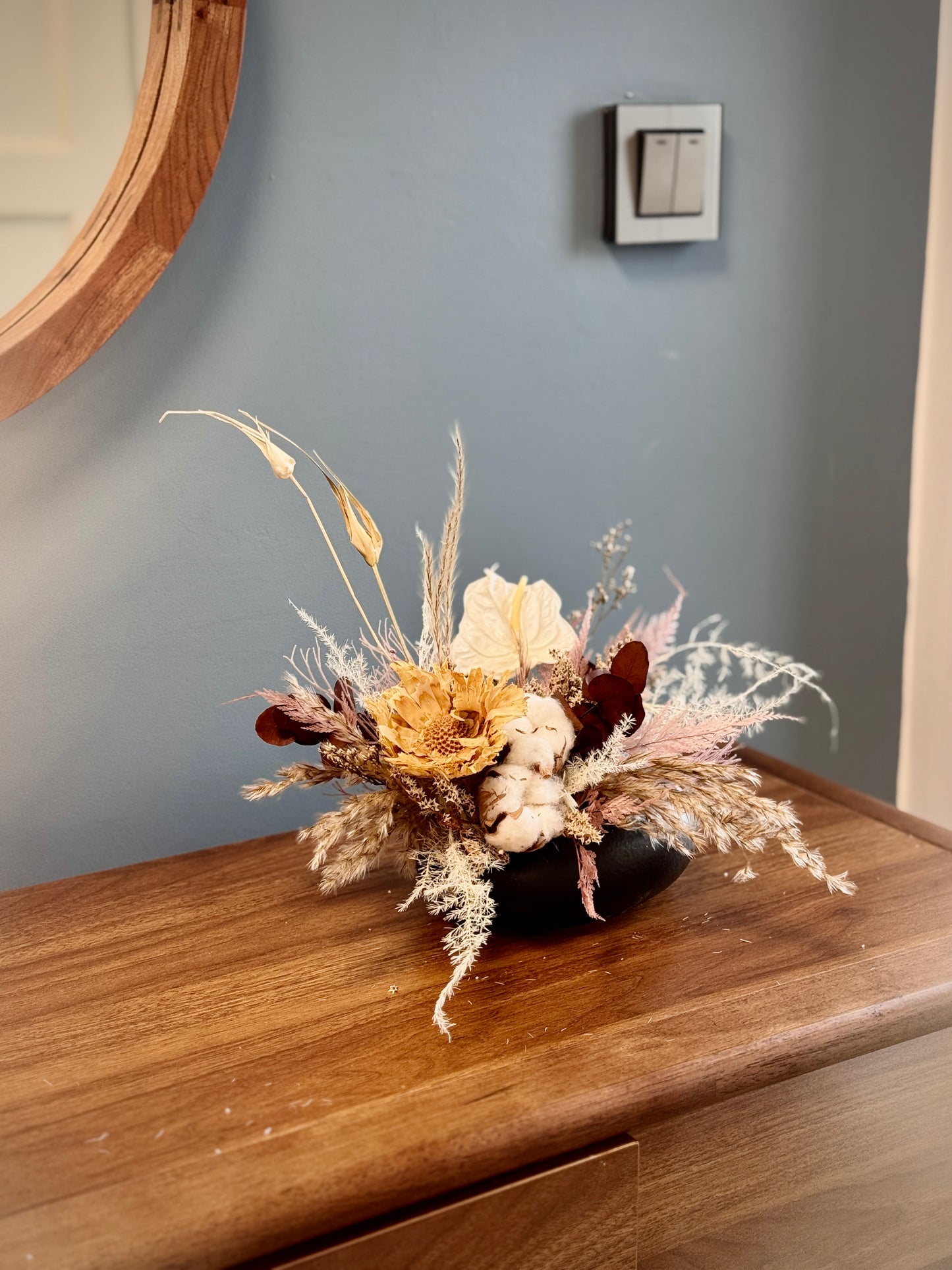 Bohemian Dried floral display - Medium