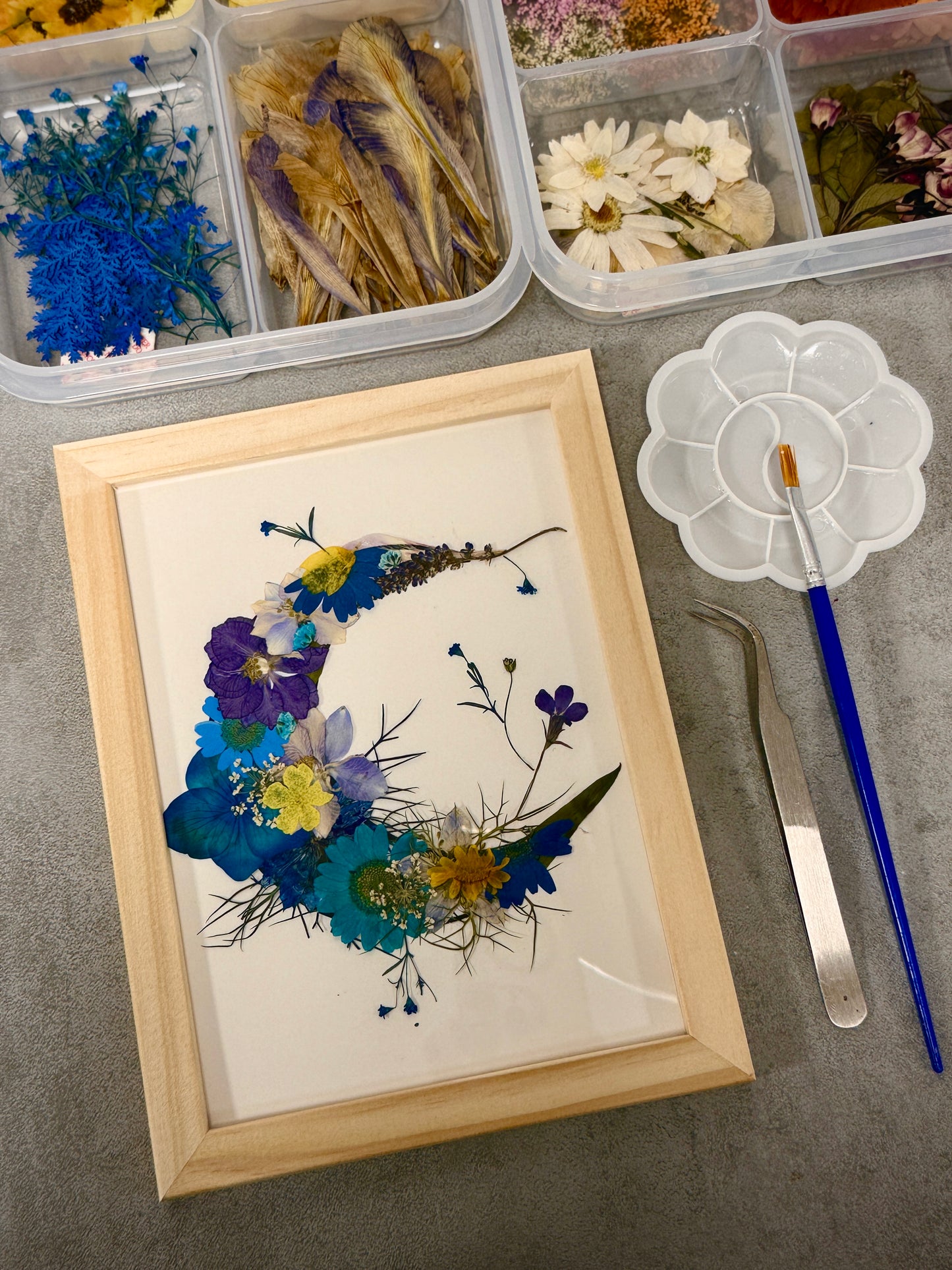 Crescent Moon Pressed Flower Art Workshop - Leeds Exclusive