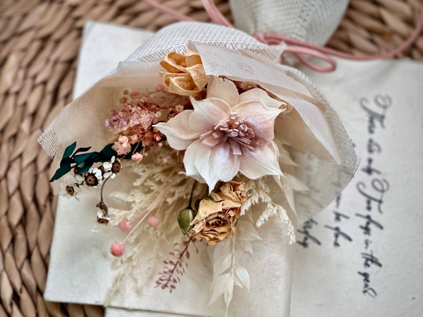 Small Hand Tied Dried Flower Bouquet Making Workshop