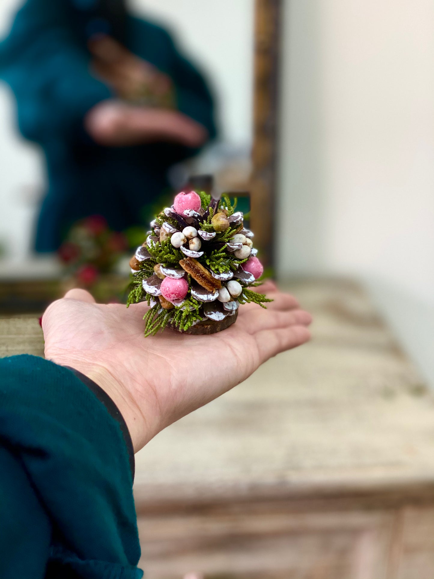 Christmas Handmade Earrings & Pine Cone Ornament Workshop